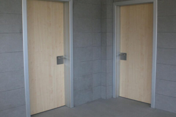 Puertas con marco de aluminio
