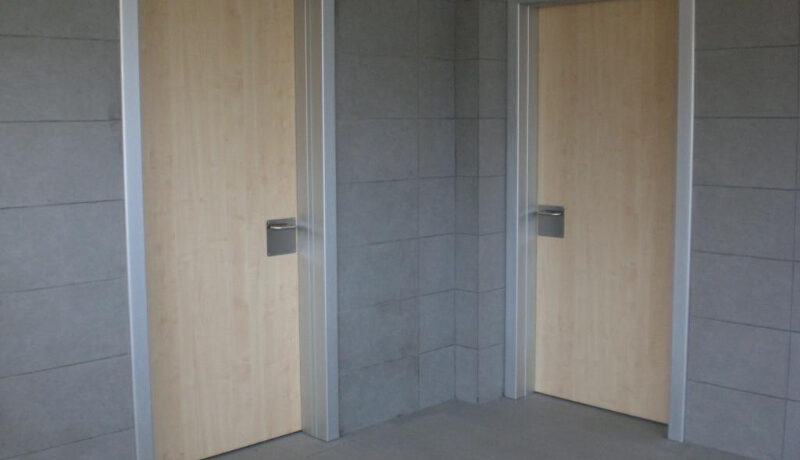Puertas con marco de aluminio